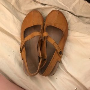 OTBT shoes